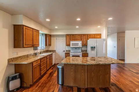 Kitchen - 295 N 330 E, Orem, UT 84057 photo 1 of 5