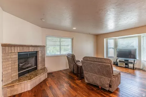 Living - 295 N 330 E, Orem, UT 84057 photo 7 of 18