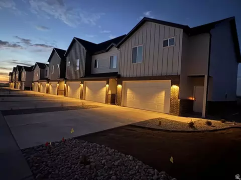 4371 W 1825 N #124, West Point, UT 84015