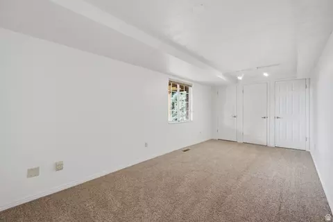 Bedroom - 12 S Moss Dr E, Bountiful, UT 84010 photo 8 of 10