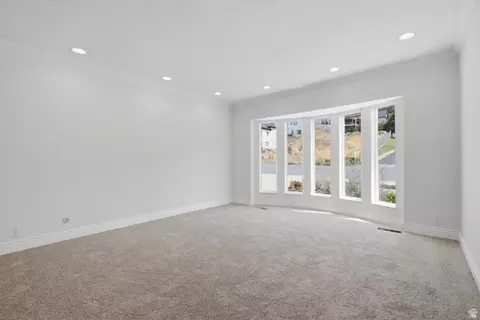 Living - 12 S Moss Dr E, Bountiful, UT 84010 photo 1 of 7