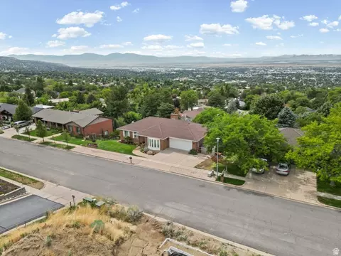 View/Area - 12 S Moss Dr E, Bountiful, UT 84010 photo 1 of 4