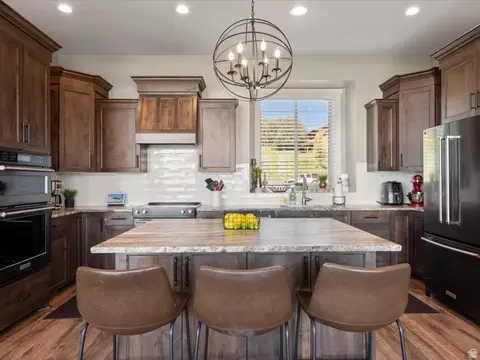 Kitchen - 68 Hawksbeard Cir, Fish Haven, ID 83287 photo 3 of 5