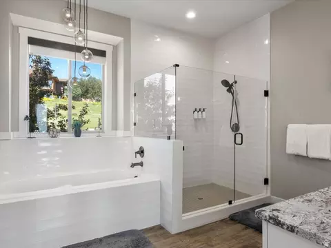 Bath - 68 Hawksbeard Cir, Fish Haven, ID 83287 photo 3 of 9