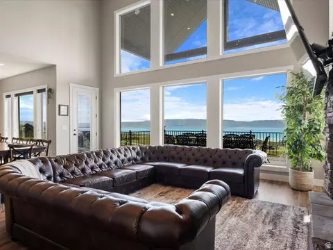 Living - 68 Hawksbeard Cir, Fish Haven, ID 83287 photo 3 of 8