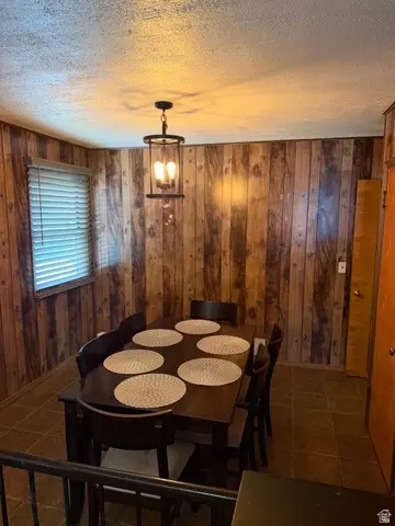 Dining - 271 Jackson Ave, Ogden, UT 84404 photo 1 of 2