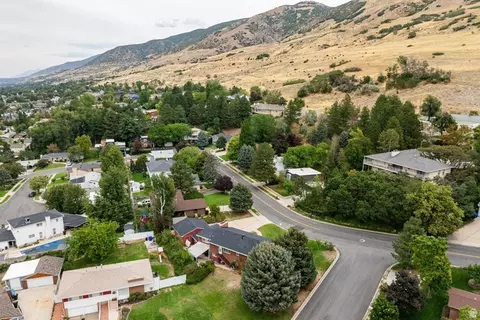 View/Area - 1285 N 900 E, Bountiful, UT 84010 photo 6 of 9