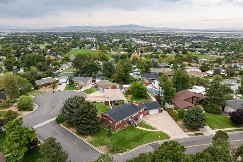 View/Area - 1285 N 900 E, Bountiful, UT 84010 photo 4 of 9