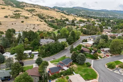 View/Area - 1285 N 900 E, Bountiful, UT 84010 photo 8 of 9
