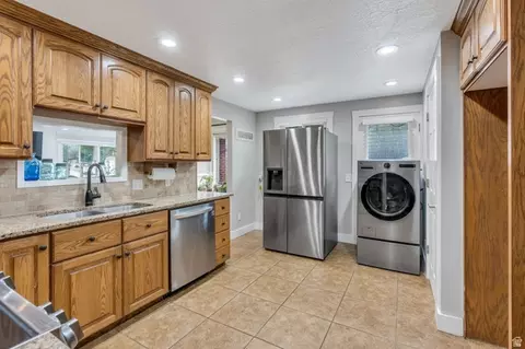 Kitchen - 375 S 350 E, Orem, UT 84058 photo 3 of 3
