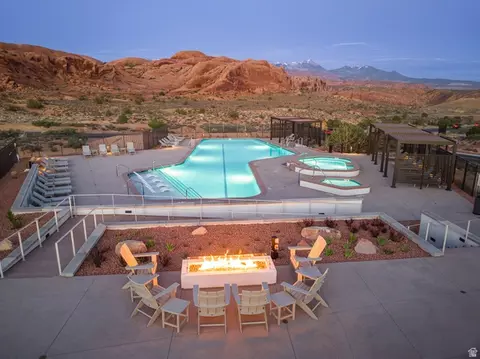 Exterior - 214 Lionsback Loop #37, Moab, UT 84532 photo 4 of 5