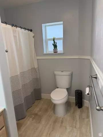 Bath - 105 E 200 N, Centerfield, UT 84622 photo 3 of 3
