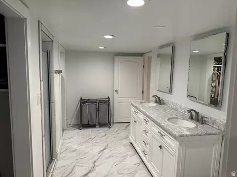 Bath - 105 E 200 N, Centerfield, UT 84622 photo 2 of 3