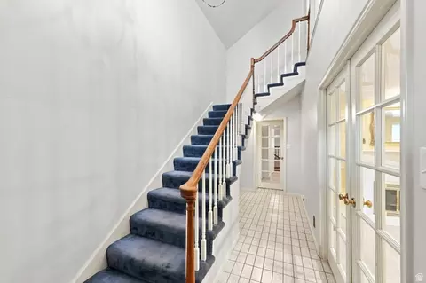 Entry Way - 262 E Center St, Bountiful, UT 84010 photo 1 of 1