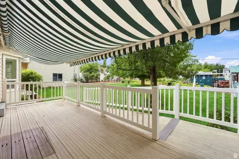 Exterior - 262 E Center St, Bountiful, UT 84010 photo 6 of 8
