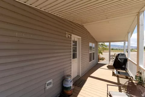 Exterior - 8787 E Brush Crk, Jensen, UT 84035 photo 6 of 19