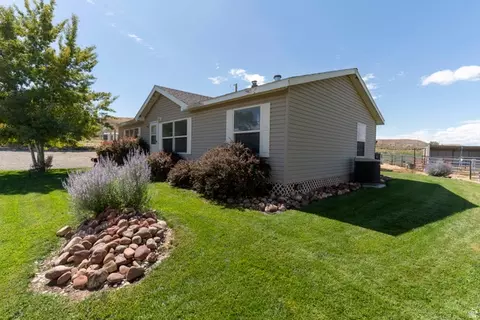Exterior - 8787 E Brush Crk, Jensen, UT 84035 photo 2 of 19