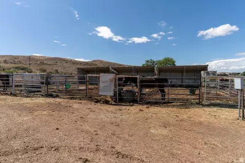 Exterior - 8787 E Brush Crk, Jensen, UT 84035 photo 13 of 19