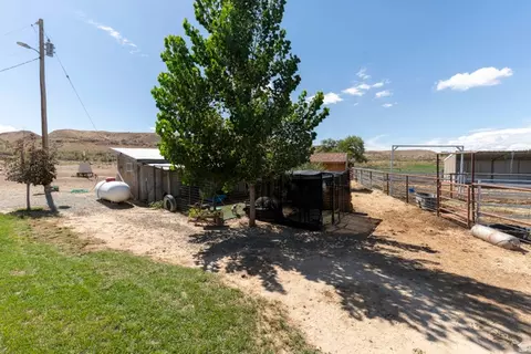 Exterior - 8787 E Brush Crk, Jensen, UT 84035 photo 9 of 19