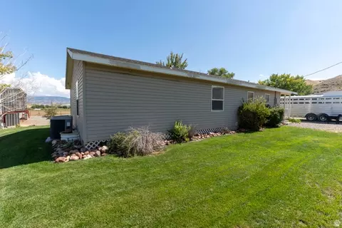 Exterior - 8787 E Brush Crk, Jensen, UT 84035 photo 3 of 19