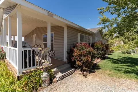 Exterior - 8787 E Brush Crk, Jensen, UT 84035 photo 7 of 19