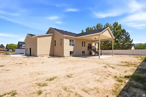 Exterior - 3031 W Solace St, Syracuse, UT 84075 photo 4 of 4
