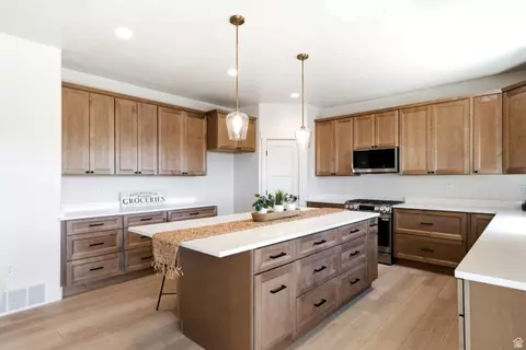 Kitchen - 3031 W Solace St, Syracuse, UT 84075 photo 2 of 6
