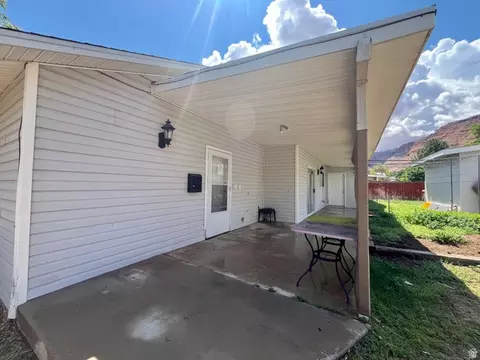 Exterior - 766 Huntridge Dr, Moab, UT 84532 photo 6 of 12