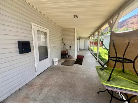 Exterior - 766 Huntridge Dr, Moab, UT 84532 photo 7 of 12