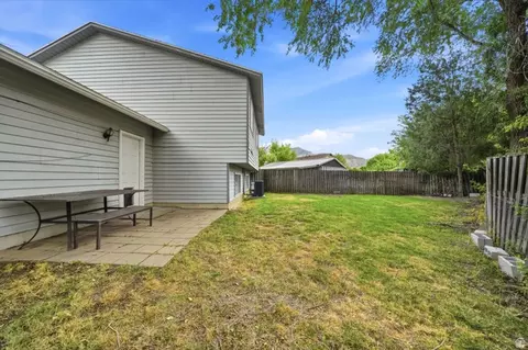 Exterior - 923 S Brookside Cir W, Ogden, UT 84404 photo 3 of 3