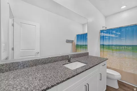 Bath - 7394 Escalante Dr N, Eagle Mountain, UT 84005 photo 3 of 4