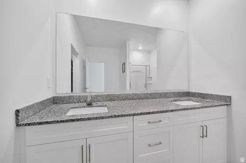 Bath - 7394 Escalante Dr N, Eagle Mountain, UT 84005 photo 1 of 4