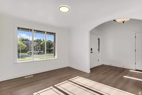 Living - 1673 S 1700 E, Spanish Fork, UT 84660 photo 6 of 6