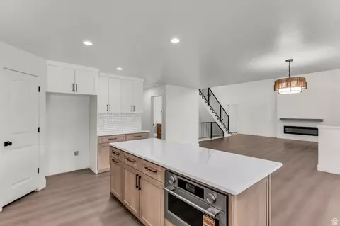 Kitchen - 1673 S 1700 E, Spanish Fork, UT 84660 photo 4 of 7