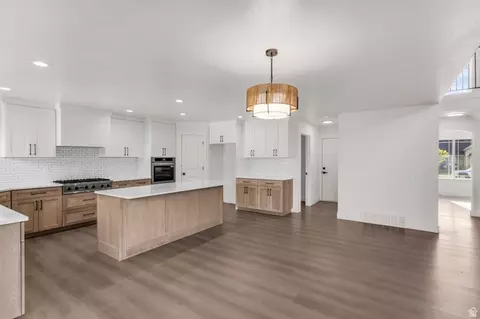 Kitchen - 1673 S 1700 E, Spanish Fork, UT 84660 photo 2 of 7