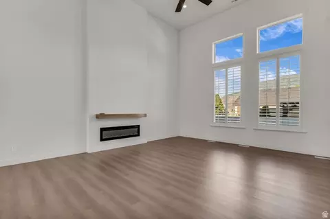 Living - 1673 S 1700 E, Spanish Fork, UT 84660 photo 3 of 6