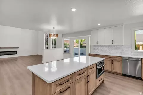Kitchen - 1673 S 1700 E, Spanish Fork, UT 84660 photo 5 of 7