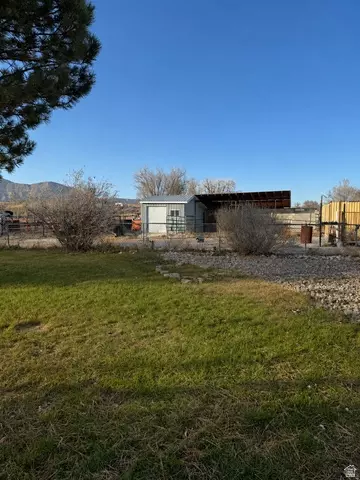 Exterior - 665 E 655 E Molen Rd, Ferron, UT 84523 photo 5 of 7