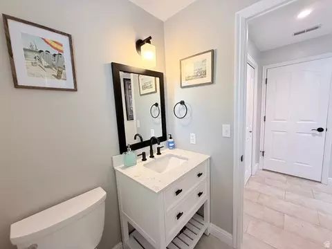 Bath - 4852 S 850 E, South Ogden, UT 84403 photo 1 of 5