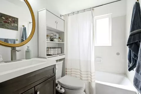 Bath - 4595 S 3850 W, Roy, UT 84067 photo 1 of 2