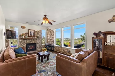 Living - 1333 E Martha Dunyon Cir, Draper, UT 84020 photo 2 of 3