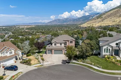 View/Area - 1333 E Martha Dunyon Cir, Draper, UT 84020 photo 2 of 3