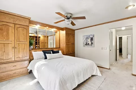 Bedroom - 2830 E Valley View Ave S, Holladay, UT 84117 photo 2 of 7