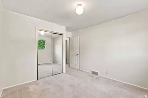 Bedroom - 2830 E Valley View Ave S, Holladay, UT 84117 photo 4 of 7