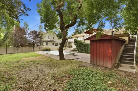 Exterior - 2830 E Valley View Ave S, Holladay, UT 84117 photo 13 of 14