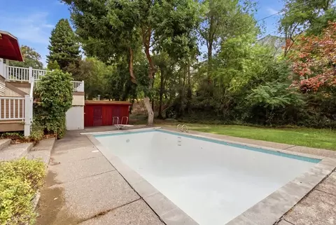 Exterior - 2830 E Valley View Ave S, Holladay, UT 84117 photo 10 of 14