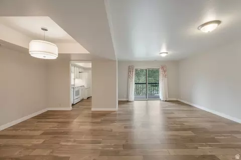 Living - 5572 S Marshwood Ln #E, Murray, UT 84107 photo 1 of 5