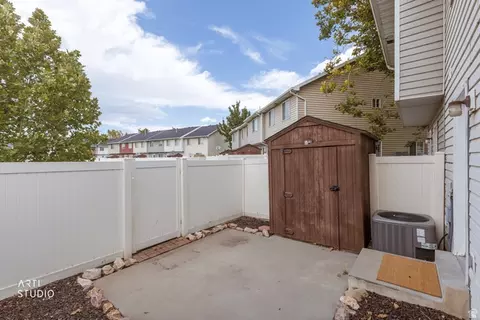 Exterior - 1074 S 810 E, Provo, UT 84606 photo 4 of 8