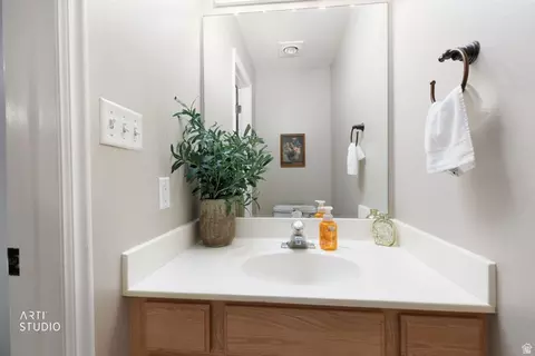 Bath - 1074 S 810 E, Provo, UT 84606 photo 1 of 2