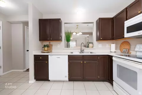 Kitchen - 1074 S 810 E, Provo, UT 84606 photo 2 of 3